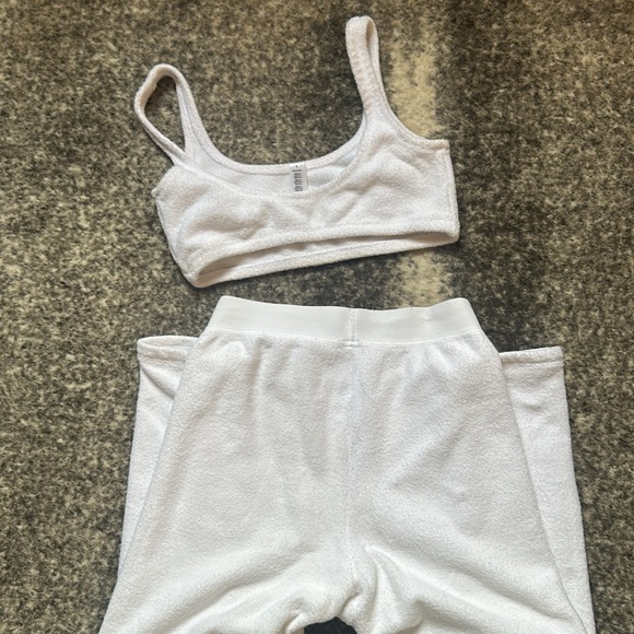 SKIMS Terry Collection - Picture 6 of 7